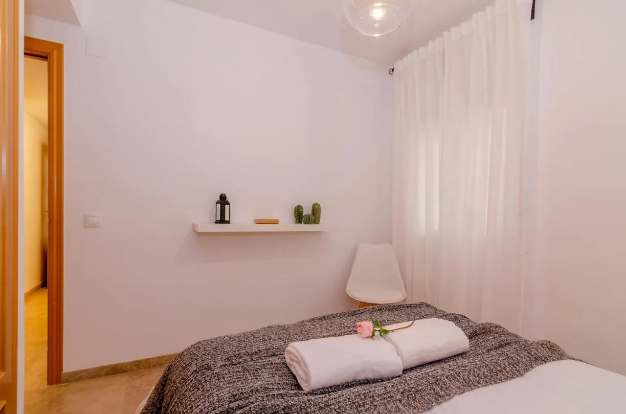 Apartment Wintowinrentals Teatinos, Metro, Free Parking & Pool. Malaga